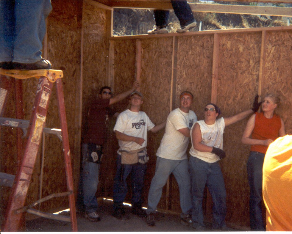 Putting on roof boards